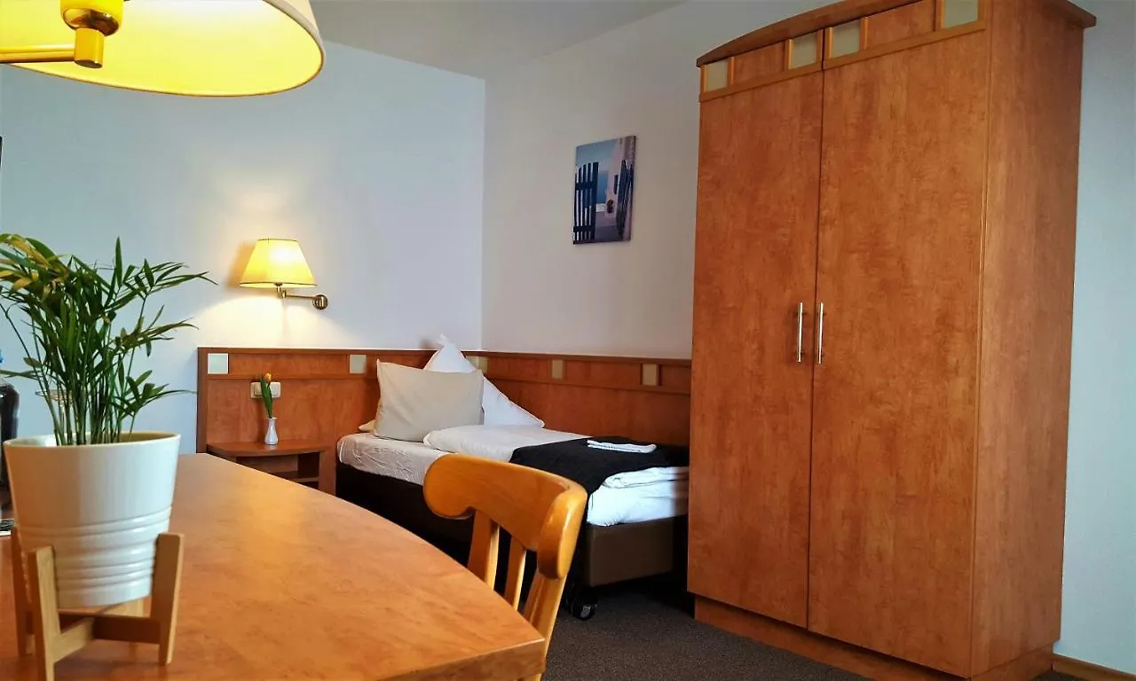 Moosburger Hof Hotel 0*, Moosburg an der Isar